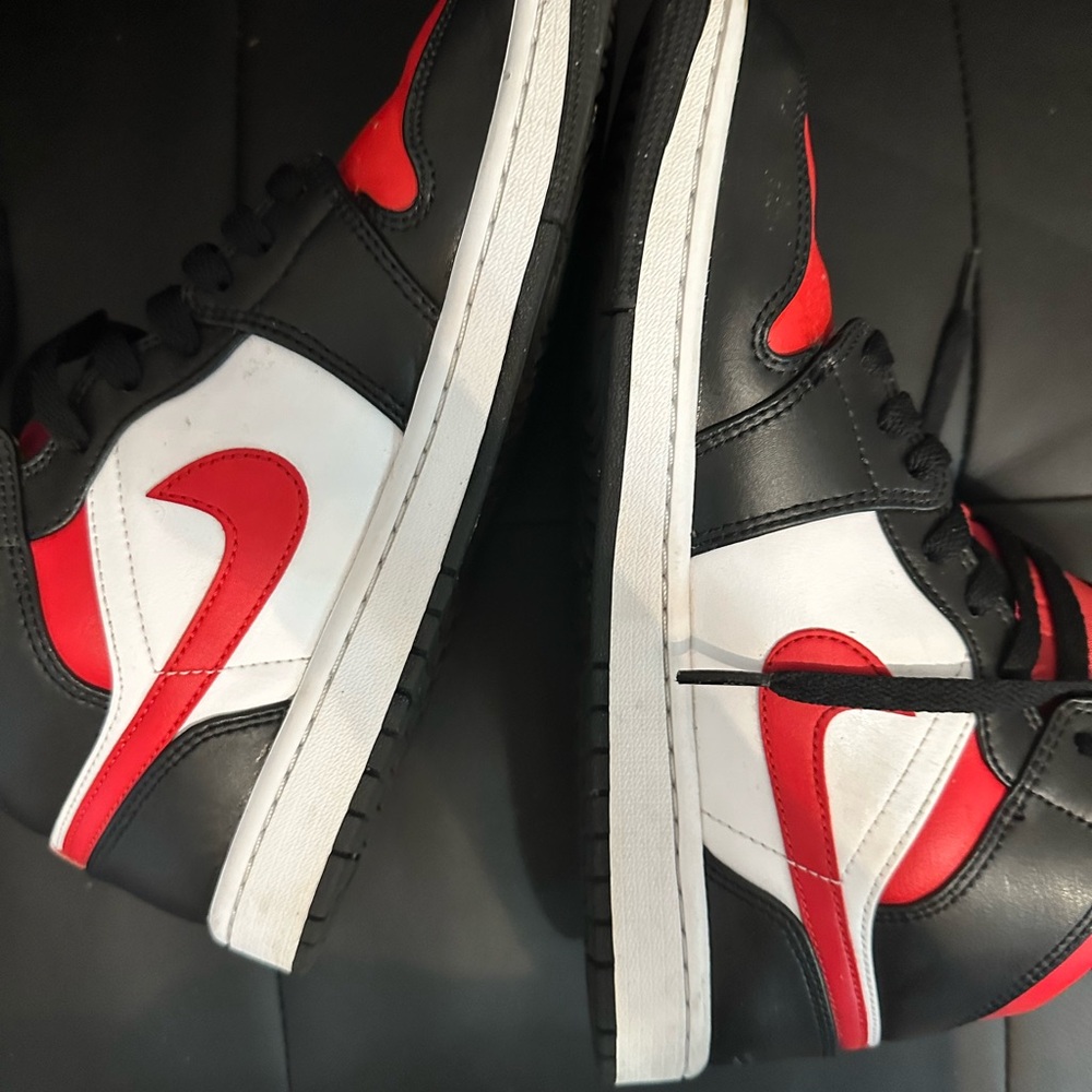 Jordan 1 mid - Picture 5 of 5